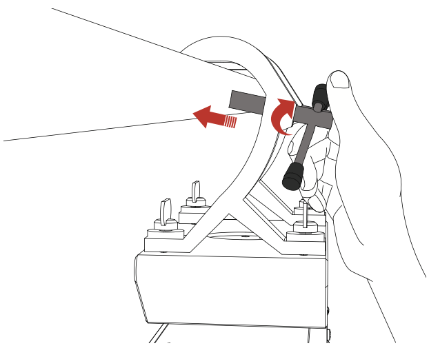 motorized_yoke_attaching_the_pipe_clamp_adapters_step_6